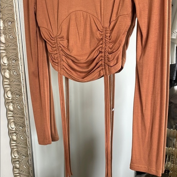 SHEIN light orange Fitted Ruched Blouse Large - Picture 4 of 8